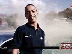 Nhóm liên quan Al-Qaeda nhận xả súng tại Pháp