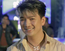 Mr Đàm chào sân Bài hát yêu thích với nhạc Trịnh