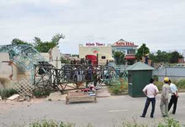 Sập cần cẩu, một công nhân chết tại chỗ