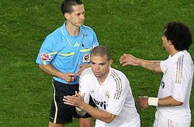 Pepe, Mourinho, Ozil lĩnh án, Ramos - Ronaldo thoát tội