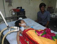 Cháy ở Bạc Liêu:Thêm bé trai tử vong, mẹ trẻ điên dại