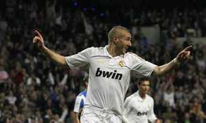 Vượt Zidane, Benzema làm nên lịch sử ở Real