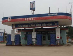 Xăng từ cây xăng “rởm” nguy hại cho động cơ xe