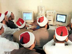 Ai Cập siết chặt web khiêu dâm