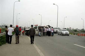 Đưa thi thể cha về quê, gặp tai nạn chết thảm