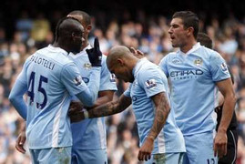 Suýt thua Sunderland, Man City từ giã mộng vô địch