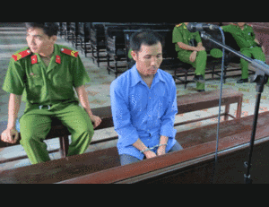 Uống rượu say khướt, trả giá 18 năm tù giam