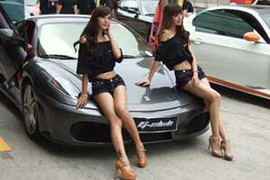 Choáng với “cuộc đua siêu xe” của dân chơi Trung Quốc