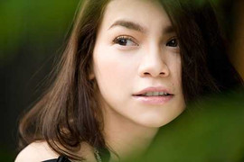 Hà Hồ, Cường Đô la và tấm ảnh 18+ đầu tiên