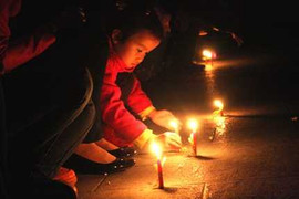 Chùm ảnh: Cả nước tắt đèn hưởng ứng Giờ Trái đất