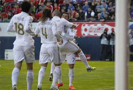 Osasuna 1-5 Real: 100, 101 và hơn nữa...