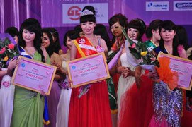 Nữ sinh THPT Kim Liên đăng quang hoa khôi Hà Thành