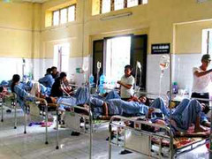 Hà Nội “mổ xẻ” những bất cập trong y tế và giáo dục