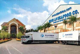 2.400 công nhân nhà máy 