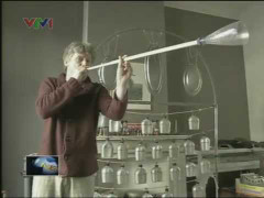 Đột nhập phòng tập chứa đầy nhạc cụ 'quái lạ'