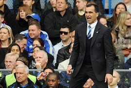 Wigan thua đau Chelsea: 'Tôi kinh tởm trọng tài'