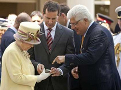 Lỗ nặng, lãnh đạo BlackBerry từ chức hàng loạt