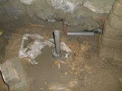 Đề nghị đóng hai lỗ khoan giếng thoát khí gây cháy