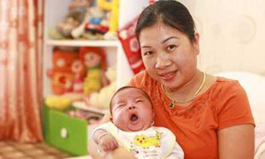 Thuê trực thăng cứu trẻ sinh non 1,2kg