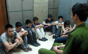 Thuê khách sạn, thửa loa khủng để ‘bay lắc’