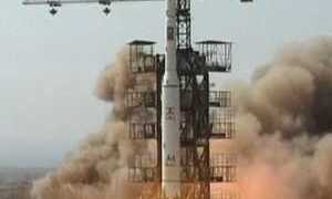 Kyodo News: Tên lửa Triều Tiên vỡ vụn sau 1 phút phóng