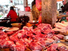 Thịt lợn chợ Hà Nội giá 30.000 đồng/kg vẫn ế chỏng