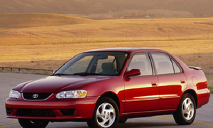 Toyota báo lỗi hơn 70 nghìn xe Vista, Corona và Nadia