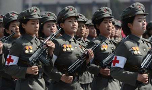 Ảnh: Triều Tiên mở cuộc duyệt binh khổng lồ