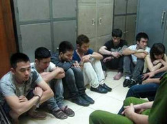 Triệt xóa một tụ điểm lắc tại khách sạn ở Hà Đông