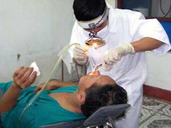 Để quên gạc đến bốc mùi trong miệng BN: Bác sĩ xin lỗi