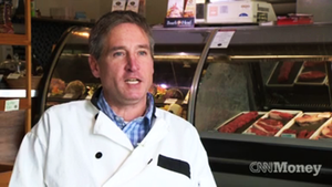 “Sếp bự” ngân hàng bỏ việc về nhà bán thịt