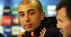 Di Matteo phấn khích, Guardiola kiệm lời