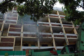 Phát hiện xác chết treo cổ ở khu tập thể Giảng Võ