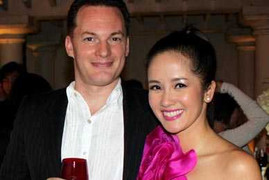 Hồng Nhung sinh đôi một trai một gái tại Mỹ