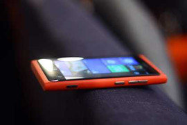 Lumia sẽ trở thành “chiếc lá biểu tượng” của Nokia?