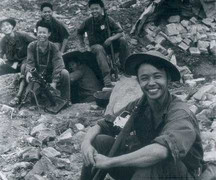 16 bức ảnh chiến tranh Việt Nam gây xúc động mạnh