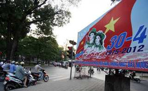 Nắng nóng 39 độ C tiếp tục hoành hành tại Bắc Bộ