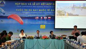 Đà Nẵng tổ chức cuộc thi Dù bay quốc tế 2012