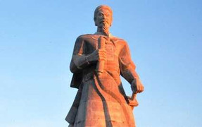 Khánh thành tượng đài Trần Hưng Đạo ở Trường Sa