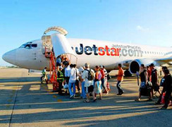 Hai người cùng đi máy bay chỉ 490.000 đồng