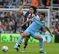 Bắn hạ 'Chích chòe', Man City sẵn sàng soán ngôi MU