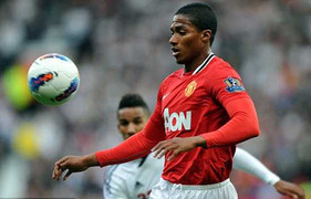 MU 2-0 Swansea: Hi vọng mong manh