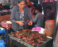 Hiểm họa từ gà làm sẵn, chim cút rán vàng ươm