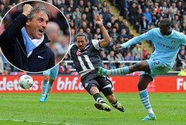 Điểm nhấn cuối tuần: 'Động cơ' Yaya, 'King' Drogba