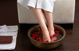 “Ướp hương” cho bàn chân có mùi chuột chết