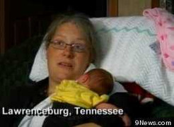 Một phụ nữ bất ngờ đẻ sau 5 tiếng biết mình có thai