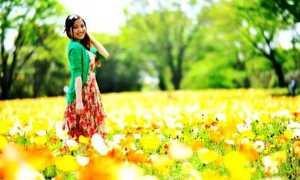 Du học sinh Việt tại Nhật Bản rực rỡ trên cánh đồng hoa