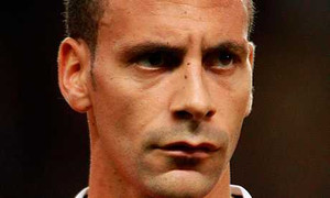 Rio Ferdinand năn nỉ em trai giúp đỡ MU