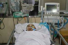 Vụ xe tải húc xe khách: Một nạn nhân đã tử vong