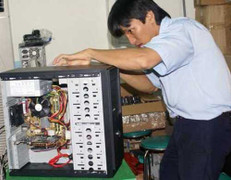 Thất nghiệp, kỹ sư đi... cài Win dạo